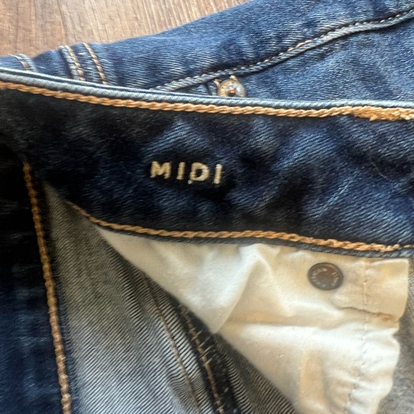 American Eagle womens MIDI jean shorts - Picture 5 of 6